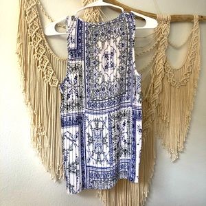 NWT Adrienne Vittadini High Neck Tank